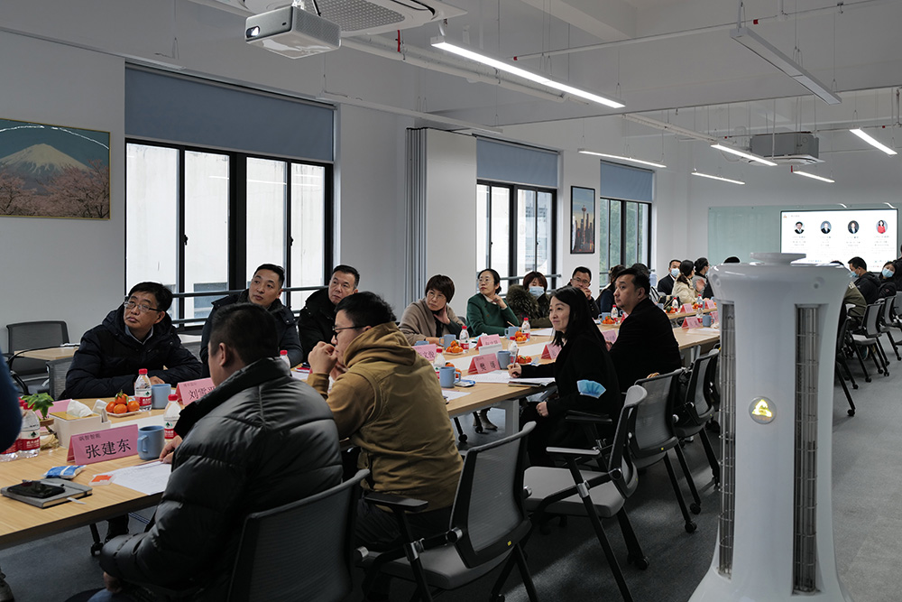 智能防疫·健康同行|“專(zhuān)精特新”企業(yè)家沙龍赴颯智智能分享交流