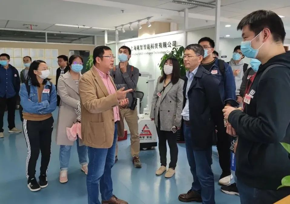 交大參觀2.png