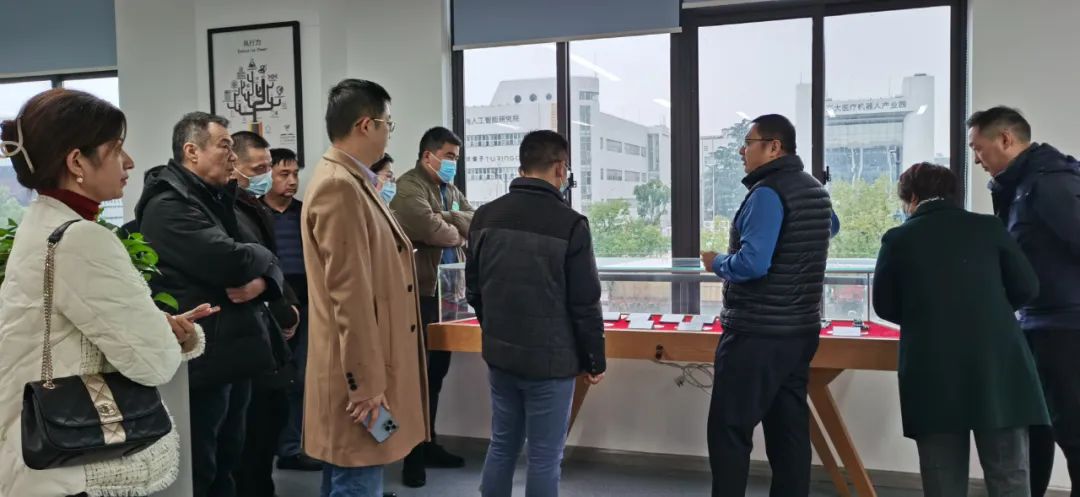 走近智能防疫·感受機(jī)器人魅力——“專精特新”企業(yè)家沙龍側(cè)記之八(圖2)